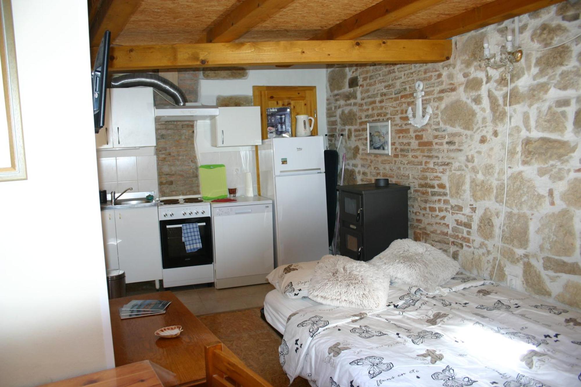 Studio Apartment La Maison De Catherine Rovinj Eksteriør billede