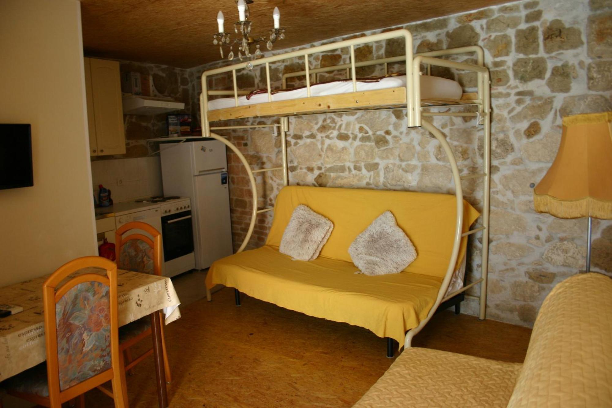 Studio Apartment La Maison De Catherine Rovinj Eksteriør billede